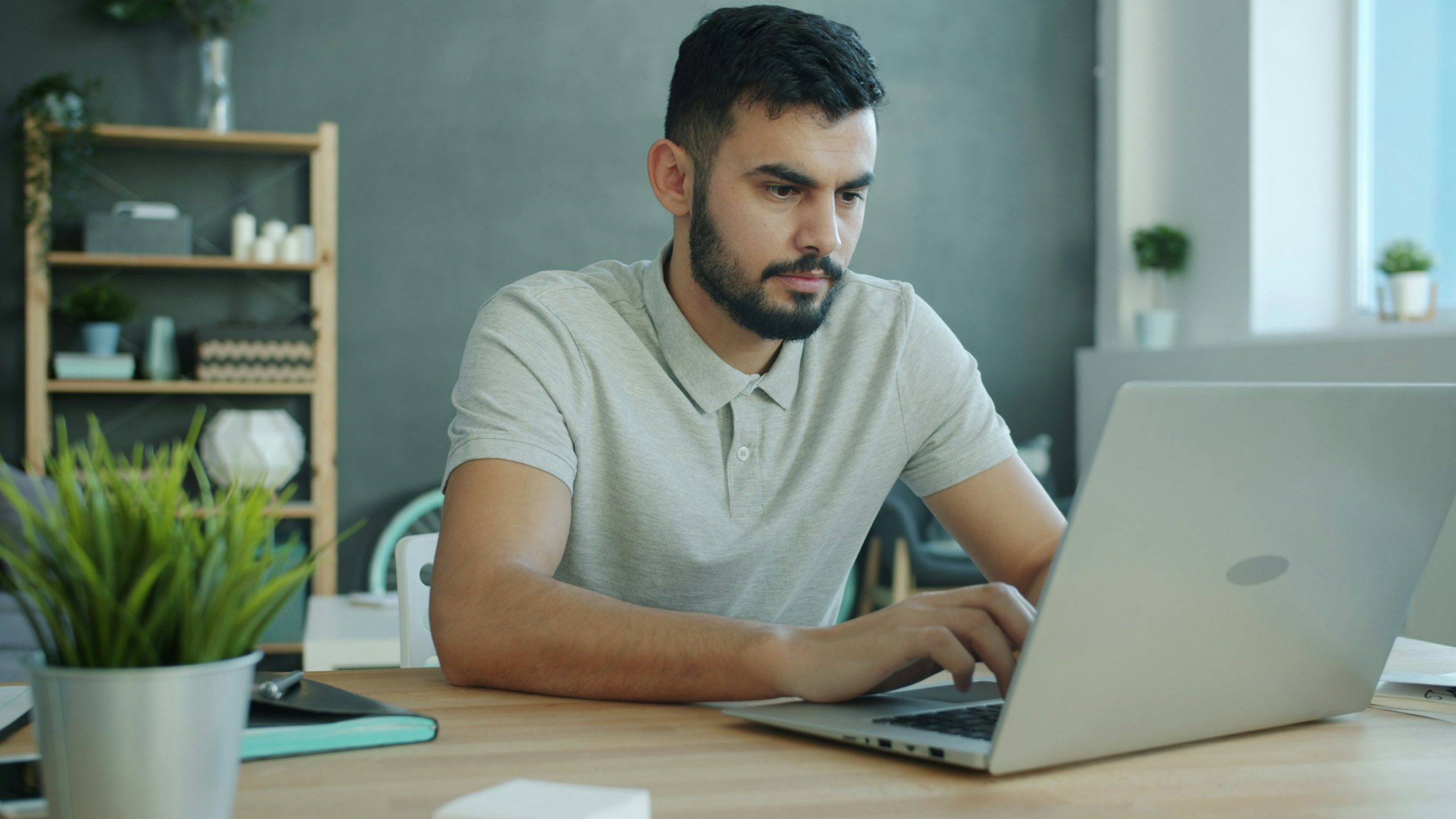 how to use AI to make money freelancing